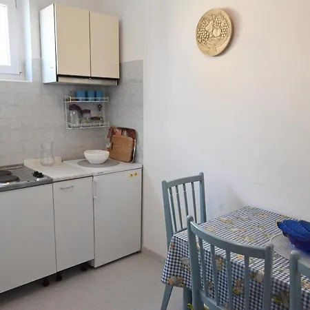 Klaric Πανσιόν Ρόβινι